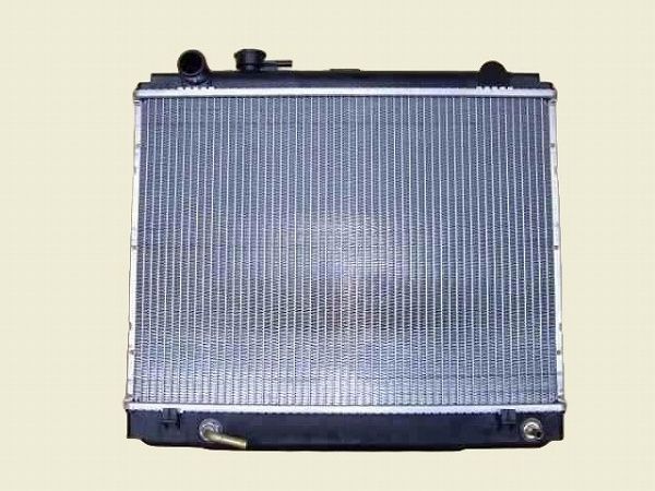 国内優良メーカー ラジエーター トヨタ クイックデリバリー 参考純正品番：16400-5B200