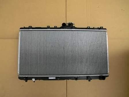 その他 A 国内優良メーカー ラジエーター トヨタ スプリンター CE106 2C
