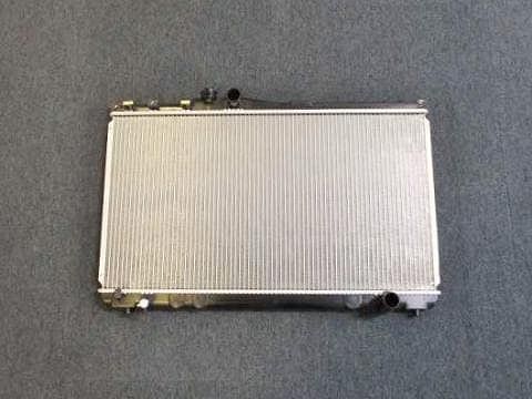 ご依頼品 国内優良メーカー ラジエーター トヨタ マークII GX90 1GFE MT MT車用