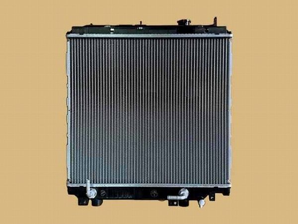 としページ 国内優良メーカー ラジエーター トヨタ トヨエース AT車用 参考純正