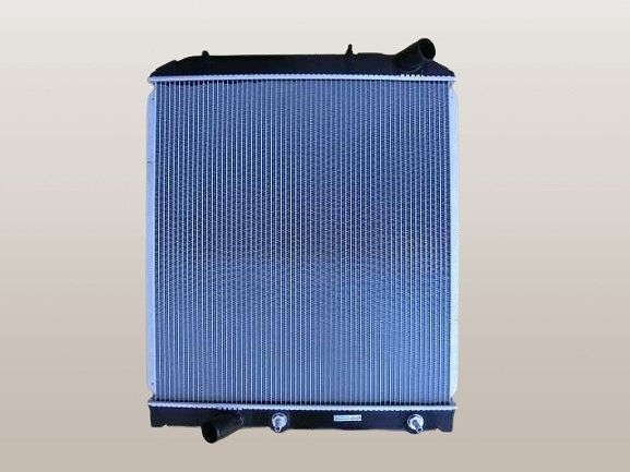 専用ページです 国内優良メーカー ラジエーター トヨタ FJクルーザー GSJ15W