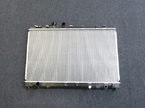 国内優良メーカー ラジエーター トヨタ コンフォート SXS11Y 4SFE MT 1996年04月〜2001年08月 参考純正品番：16400-7A180