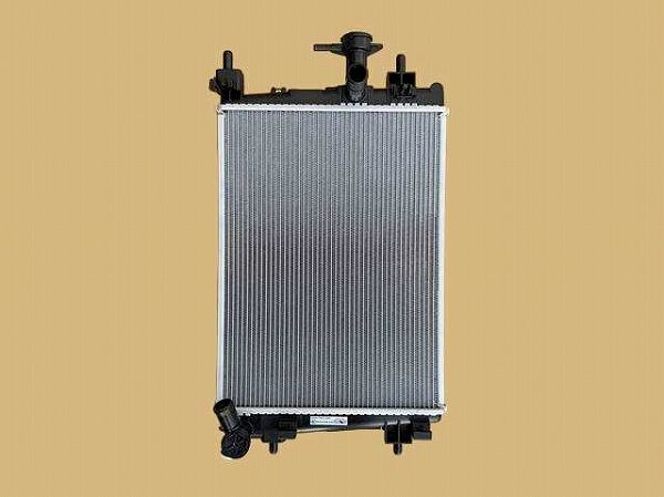 ラジエーター ニッサン アトラス SN4F23 TD25 MT 1995年06月〜1999年06月 MT車用 参考純正品番：21410-6T000 AP-RAD-1551 ラジエーター ニッサン アトラス SN4F23 TD25 MT 1995年06月〜1999年06