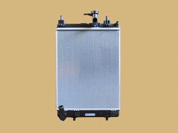 国内優良メーカー ラジエーター スバル ステラ 本体のみ 参考