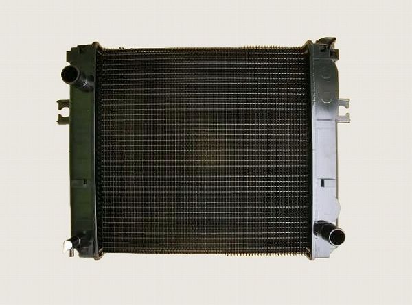 ラジエーター ニッサンUD コンドル BKR66E2N 4HF1 MT 1995年06月〜1999年05月 MT車用 参考純正品番：21400-89TG2 AP-RAD-1435 ラジエーター ニッサンUD コンドル BKR66E2N 4HF1 MT 1995年06月～1999