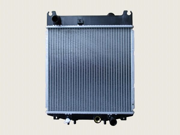 トヨタ プラッツ ラジエーター SCP11 MT 用 社外新品 コーヨーラド