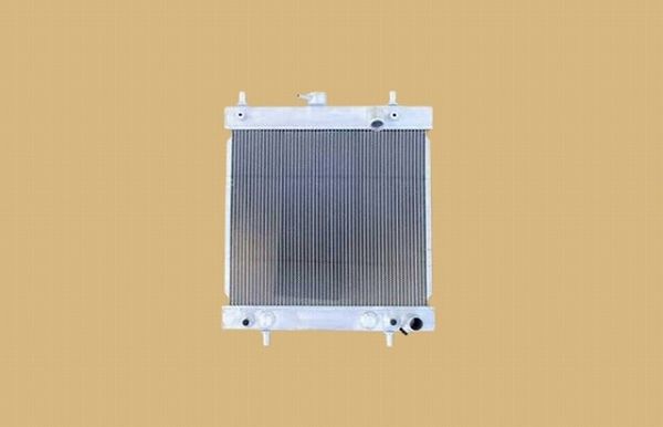 専用部品 国内優良メーカー ラジエーター スズキ エブリイ DA63T K6A AT 参考