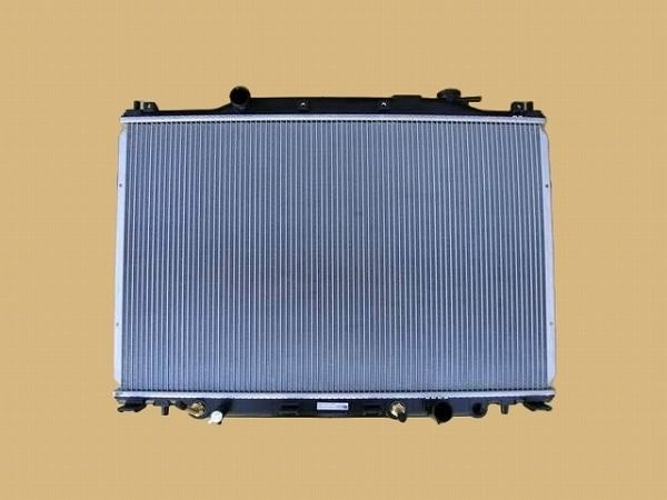国内優良メーカー ラジエーター ホンダ ステップワゴン RF3 K20A AT 2001年04月〜2003年06月 参考純正品番：19010-PNC-J51