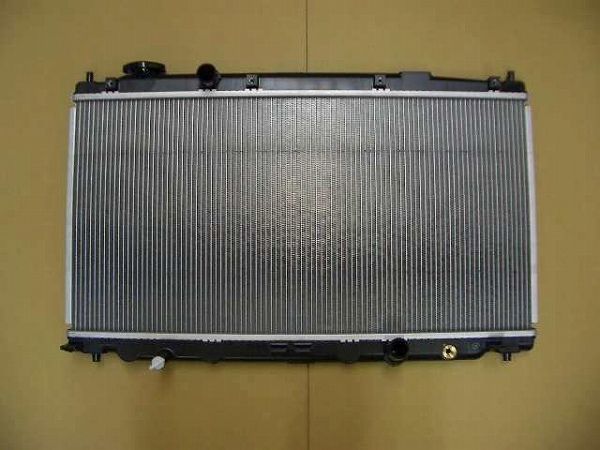 国内優良メーカー ラジエーター ホンダ フィット 参考純正品番：19010