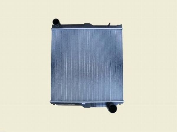 国内優良メーカー ラジエーター UDトラックス ビッグサム 参考純正品番：21400-03Z04 161,700円