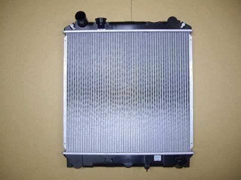 国内優良メーカー リビルトラジエーター 参考純正品番：SLM1-15-200A マツダ タイタン WGFAT SL 5FMT 1992年01月〜1995年05月 国内優良メーカー リビルトラジエーター マツダ タイタン 参考純正品番