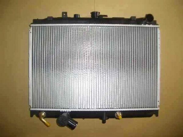 国内優良メーカー ラジエーター マツダ ボンゴ AT車用 参考純正品番：F82K-15-200D