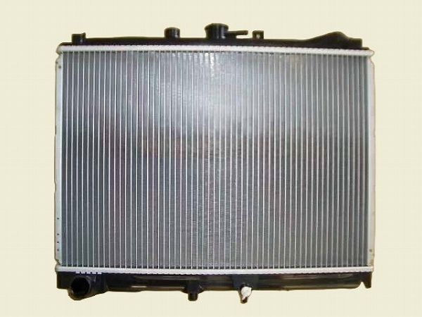 国内優良メーカー ラジエーター マツダ ボンゴブローニイ 参考純正品番：R2S4-15-200C