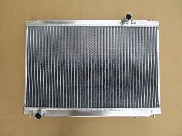 国内優良メーカー ラジエーター 日産 GT-R R35 VR38DE AT 2007年11月〜 強化品 参考純正品番：21410-JF00A