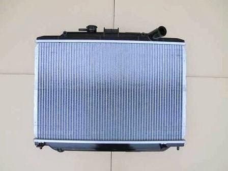 国内優良メーカー ラジエーター 日産 キャラバン VPE25 KA24DE MT 2001年04月〜2007年08月 参考純正品番：21410-VW000
