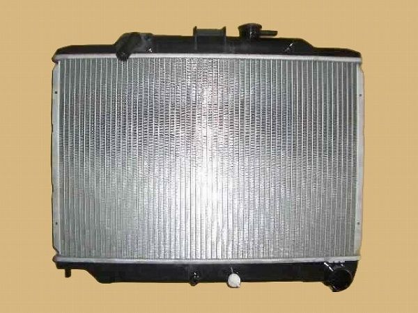 国内優良メーカー ラジエーター 日産 キャラバン 参考純正品番