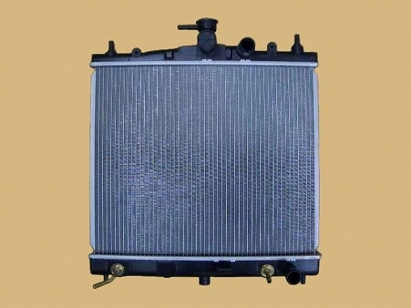 国内優良メーカー ラジエーター 日産 キューブ 参考純正品番：21460-3U500