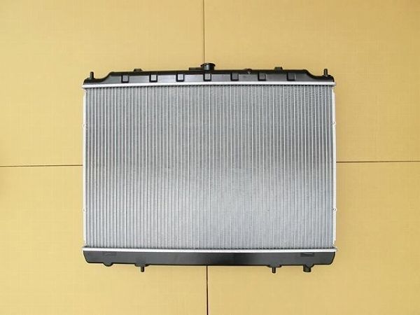 国内優良メーカー ラジエーター 日産 リバティ RNM12 QR20DE AT 2001年