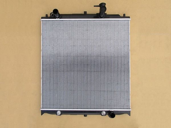 国内優良メーカー ラジエーター 日産 シビリアン DHW41 AT 参考純正品番：21460-WN00A