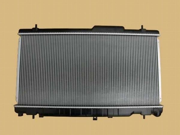国内優良メーカー ラジエーター スバル レガシィ 注水口なし 参考純正品番：45111AE032