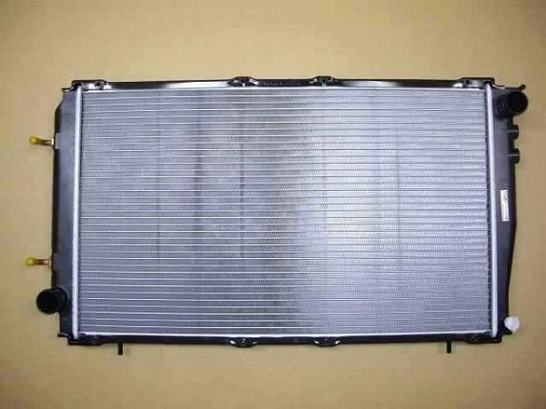 国内優良メーカー ラジエーター スバル インプレッサ GF8 EJ20 AT 1993年10月〜1996年08月 ブラケットセット AT車用 参考純正品番：45111FA070
