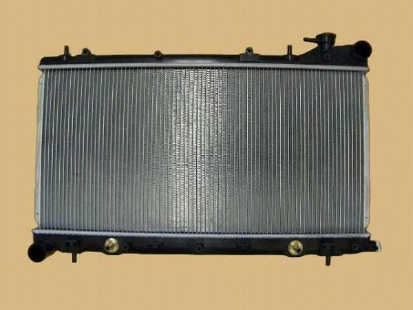 国内優良メーカー ラジエーター スバル フォレスター 参考純正品番：45111FC361 56,430円