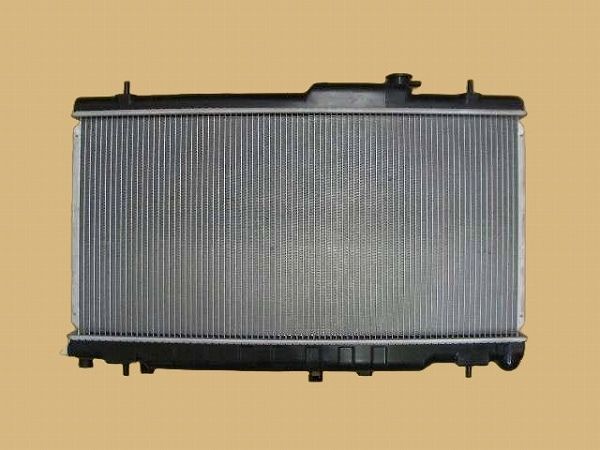 国内優良メーカー ラジエーター スバル インプレッサ 注水口あり 参考純正品番：45111FE112_1
