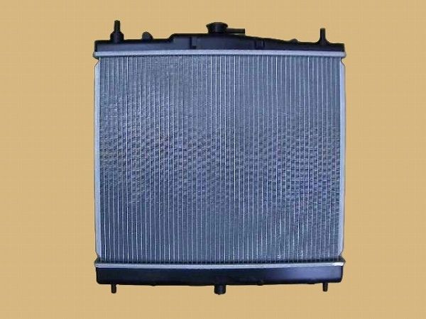 国内優良メーカー ラジエーター 日産 キューブ 参考純正品番：BY570-3U500