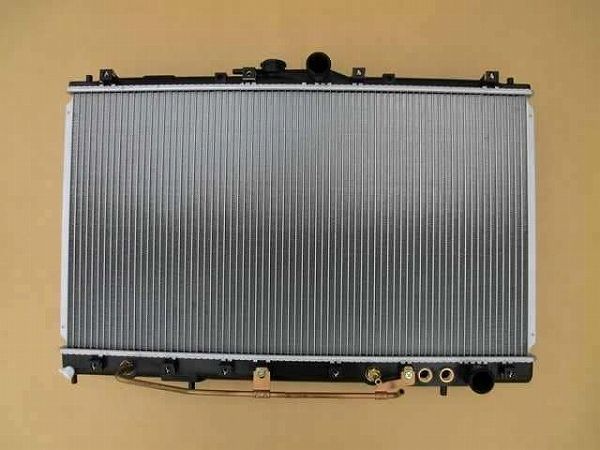 国内優良メーカー ラジエーター 三菱 ディアマンテ AT車用 参考純正品番：MB660673 80,768円