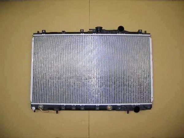 国内優良メーカー ラジエーター 三菱 RVR AT車用 参考純正品番：MB924251