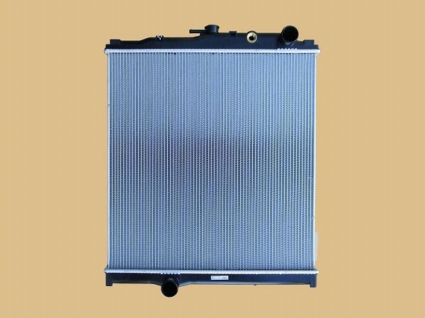 まる様 国内優良メーカー ラジエーター 三菱ふそう ファイター 参考純正品番