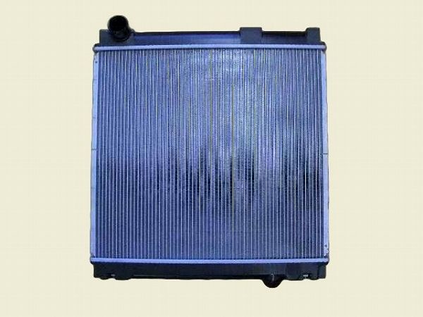 国内優良メーカー ラジエーター 三菱ふそう キャンター 参考純正品番：ME417290