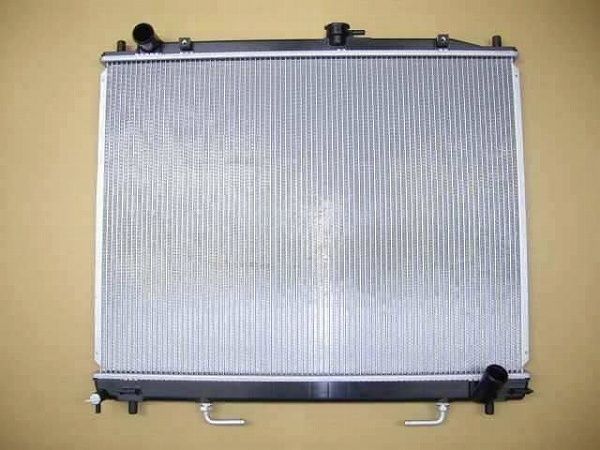 国内優良メーカー ラジエーター 三菱 パジェロ 参考純正品番：MR404690