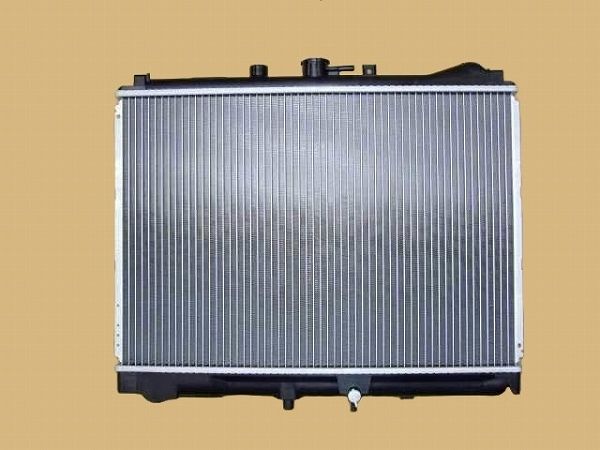 国内優良メーカー ラジエーター マツダ ボンゴ 参考純正品番：R21B-15-200E