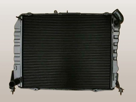 国内優良メーカー リビルトラジエーター トヨタ ハイエース AT車用