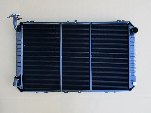 国内優良メーカー リビルトラジエーター 日産 サファリ 参考純正品番：21410-1Y11A 118,800円