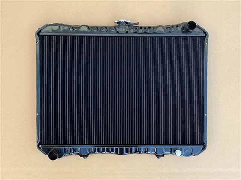 国内優良メーカー リビルトラジエーター 日産 テラノ MT車用 参考純正品番：21410-63G00