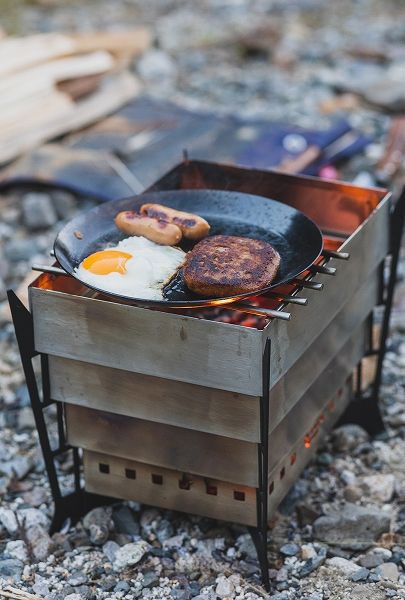 焚き火台 HangOut コモレビ・焚火台 KMB-01