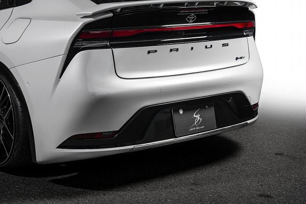 SilkBlaze/60系プリウス /MXWH6# / ZVW6#（2023.1-）サイドフラップ 単色純正1M2塗装済 品番：TSR60PR-SF 60系プリウス MXWH6# &frasl; ZVW6#リアディフューザー単色塗装