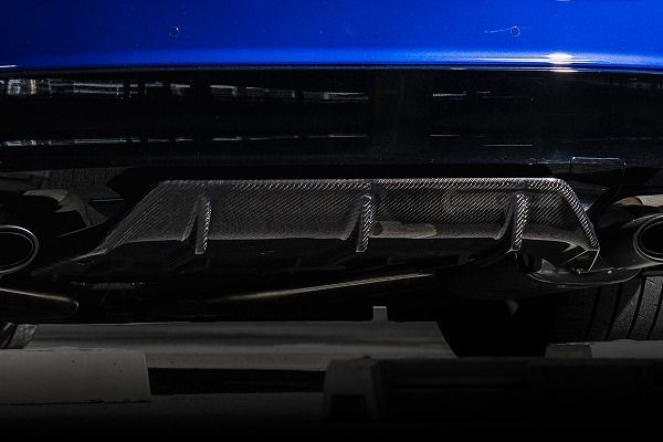 シルクブレイズスポーツ リアディフューザー レクサス IS300/300h/350 F SPORT 2020年11月〜 純正色＋ブラック(202)ツートン 選べる11純正色_1