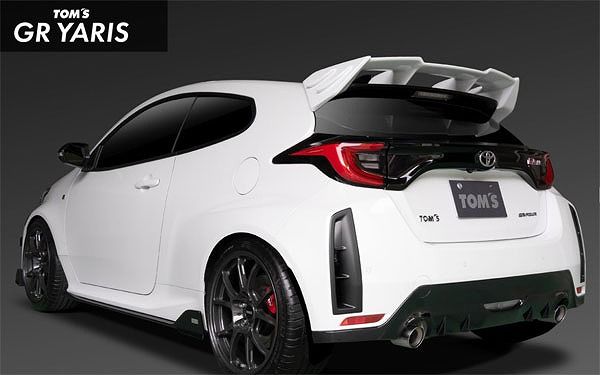 TOMS/トムス リヤバンパーダクト トヨタ GRヤリス 1＃系 G16E-GTS RS,RC,RZ,RZ High performance 2020年09月〜 未塗装(AES製) 52158-TPA16-F_1