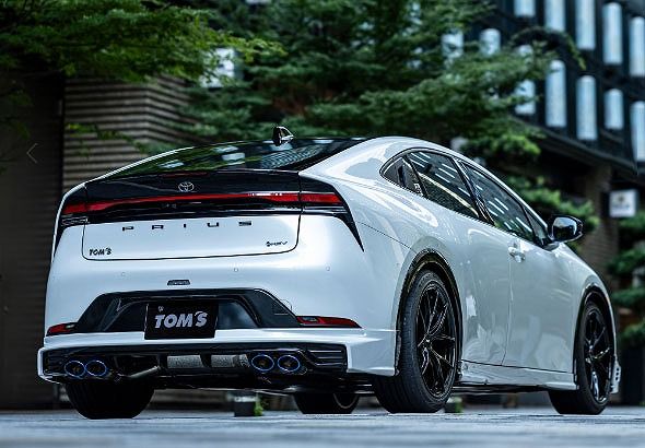 TOMS/トムス リヤアンダースポイラー トヨタ プリウス 60系 PHEV/HEV車 Z,G,U 2WD/4WD 2023年01月〜 塗装済 選べる2塗装色