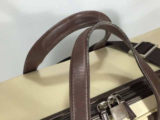 フェラガモ スーツケース レザー ホワイト×ブラウン 旅行鞄 【極美品 使用わずか】 返品保証の通販は