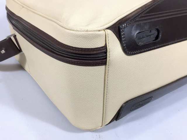 フェラガモ スーツケース レザー ホワイト×ブラウン 旅行鞄 【極美品 使用わずか】 返品保証の通販は