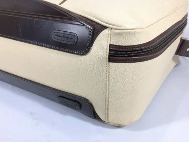 フェラガモ スーツケース レザー ホワイト×ブラウン 旅行鞄 【極美品 使用わずか】 返品保証の通販は