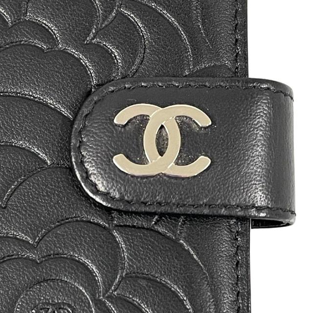 シャネル2つ折り財布カメリア