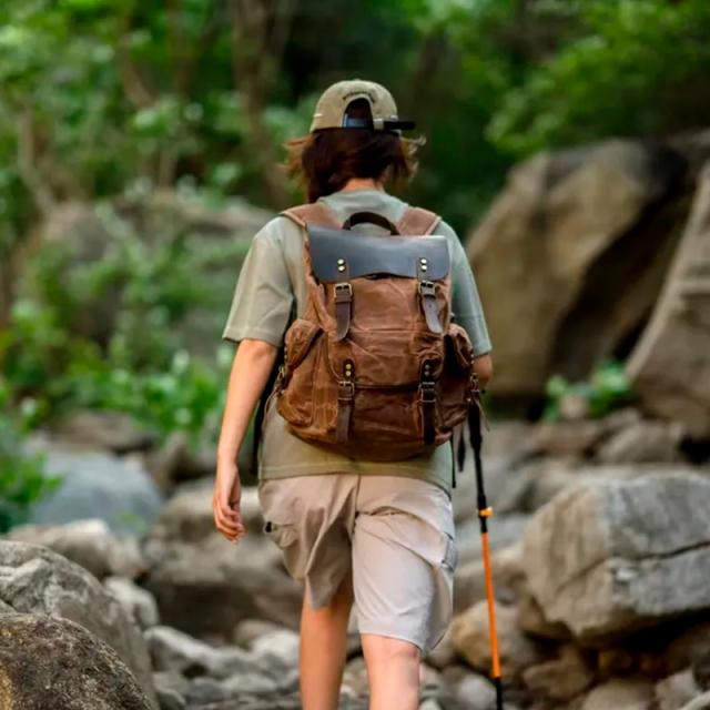 ヴィンテージ風 クレイジーホースレザー＆オイルワックスキャンバス 大容量 男女兼用 登山?旅行に最適_2