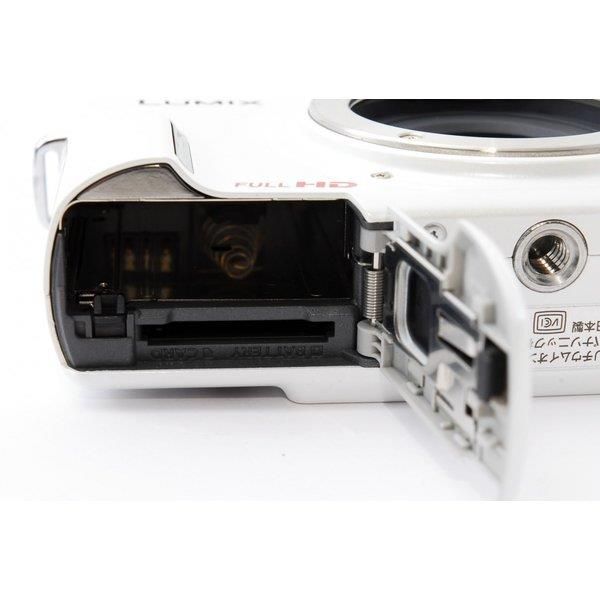 【中古】パナソニック Panasonic  DMC-GF2 レンズキット ホワイト 美品 手軽でも高機能  付きの通販は
