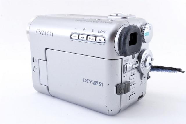 miniDVのダビングに！Canon ビデオカメラ DM-IXY DV M3 1 miniDVのダビングに！Canon ビデオカメラ DM-IXY DV M3 1