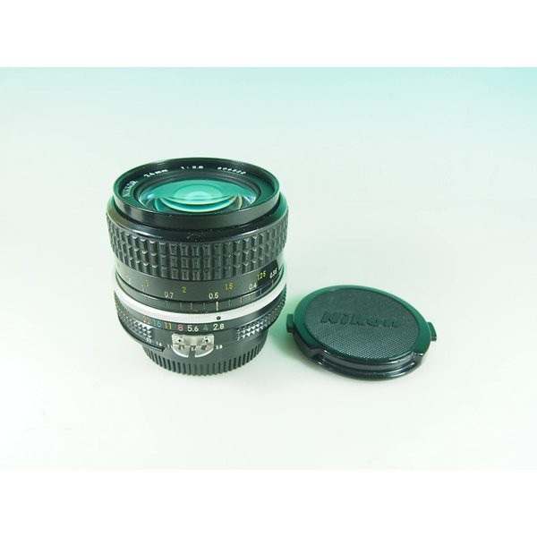 直販純正 ニコン Nikon MFレンズ Ai 24mm F2. Nikon２４mmF２．８未